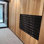 Апартаменты Castle Loft Apartment,spa, Gym ,sauna & Swimming Pool Free Parking